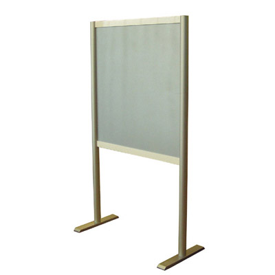 Systemstellwand R8 mit Holzfu